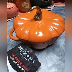 Smith Clark 2QT Dutch Oven